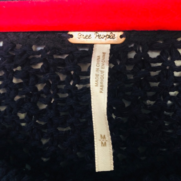 Free People Basic Navy Crochet Sweater Size M - Picture 3 of 6